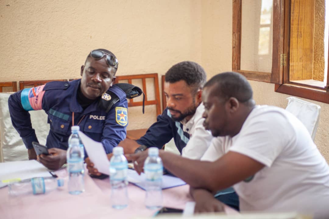 You are currently viewing Beni : les autorités locales réitèrent la volonté de collaborer avec les citoyens pour renforcer le mariage civilo-militaire en faveur de la paix.