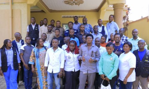 Des participants au sortir de la formation organisée par CORACON en collaboration avec RRI à Bunia. Photo: CORACON